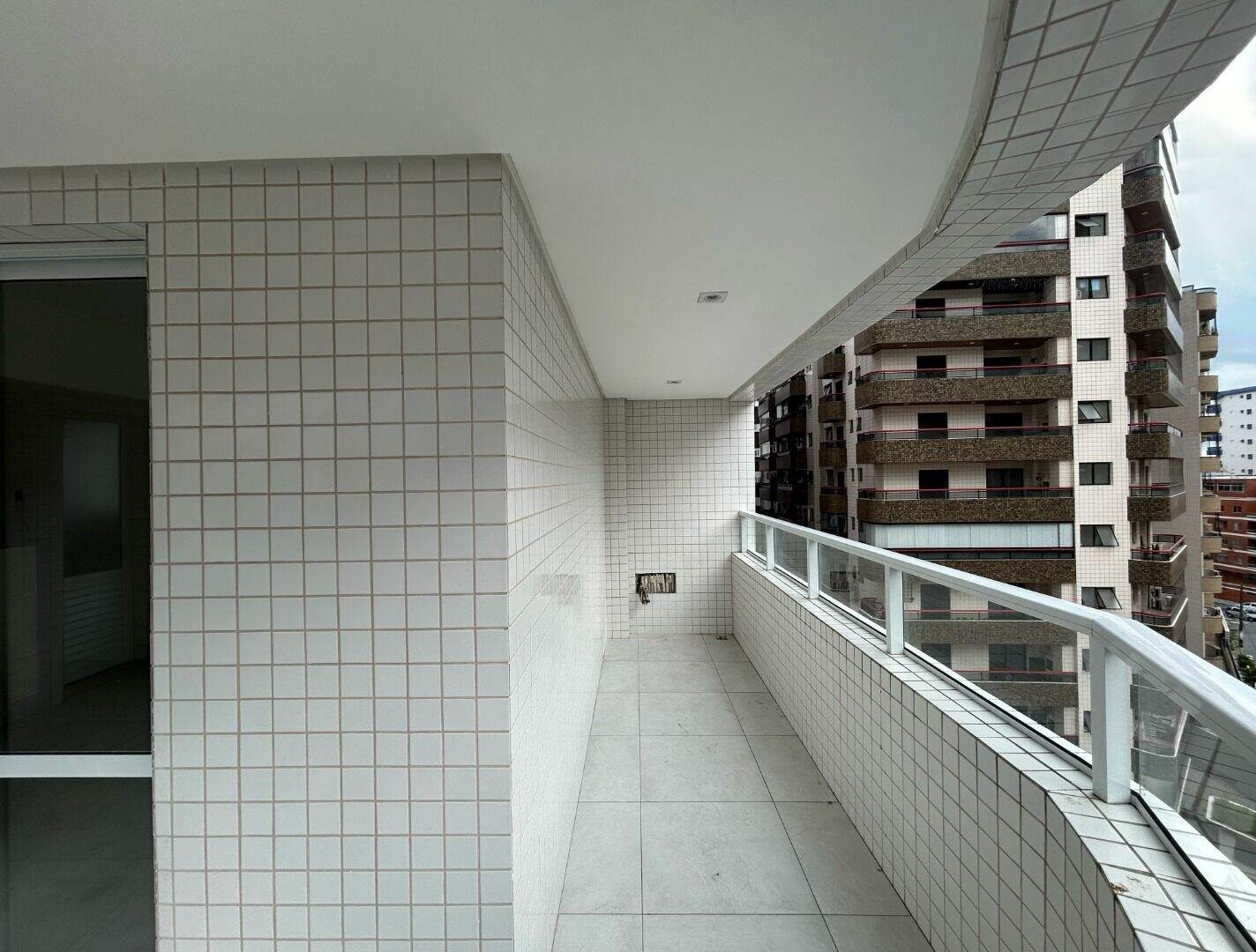 Apartamento à venda no Tupi: 