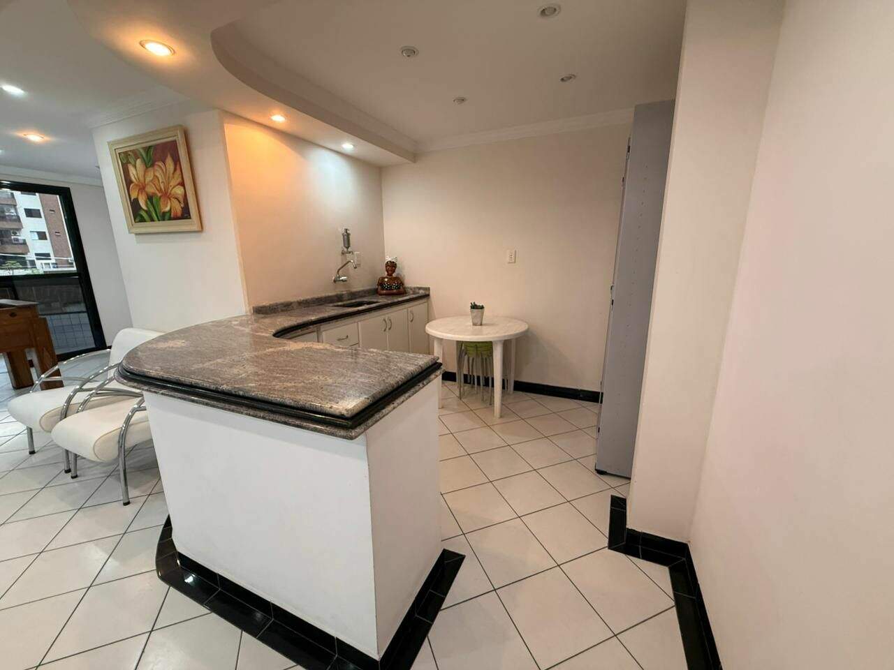 Apartamento à venda no Canto do Forte: 