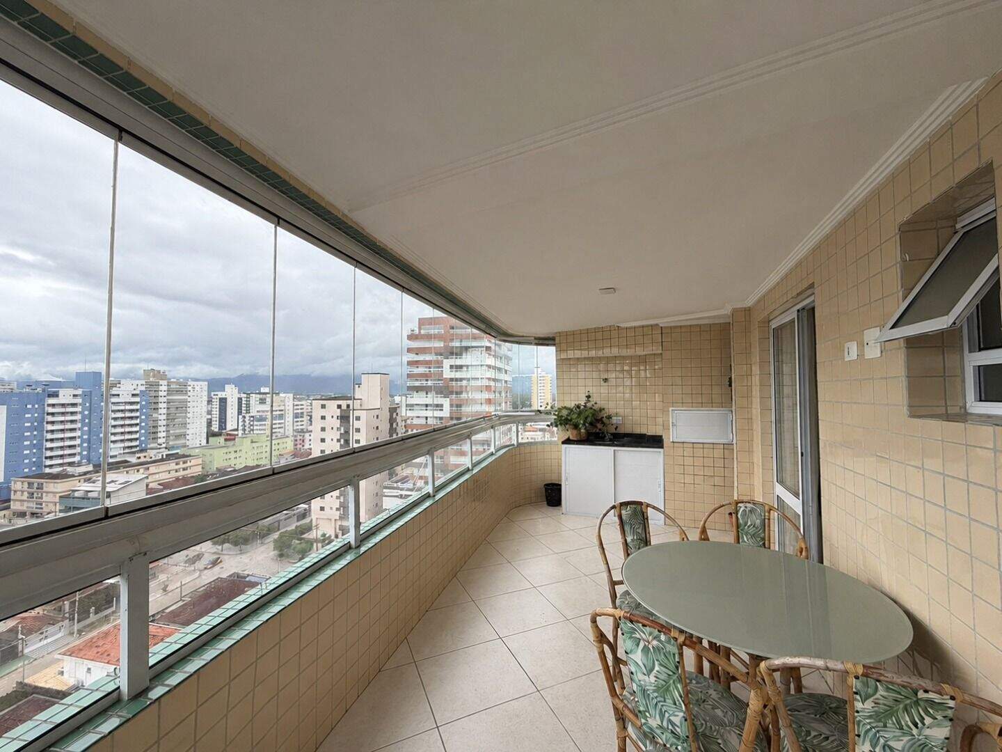 Apartamento à venda no Guilhermina: 
