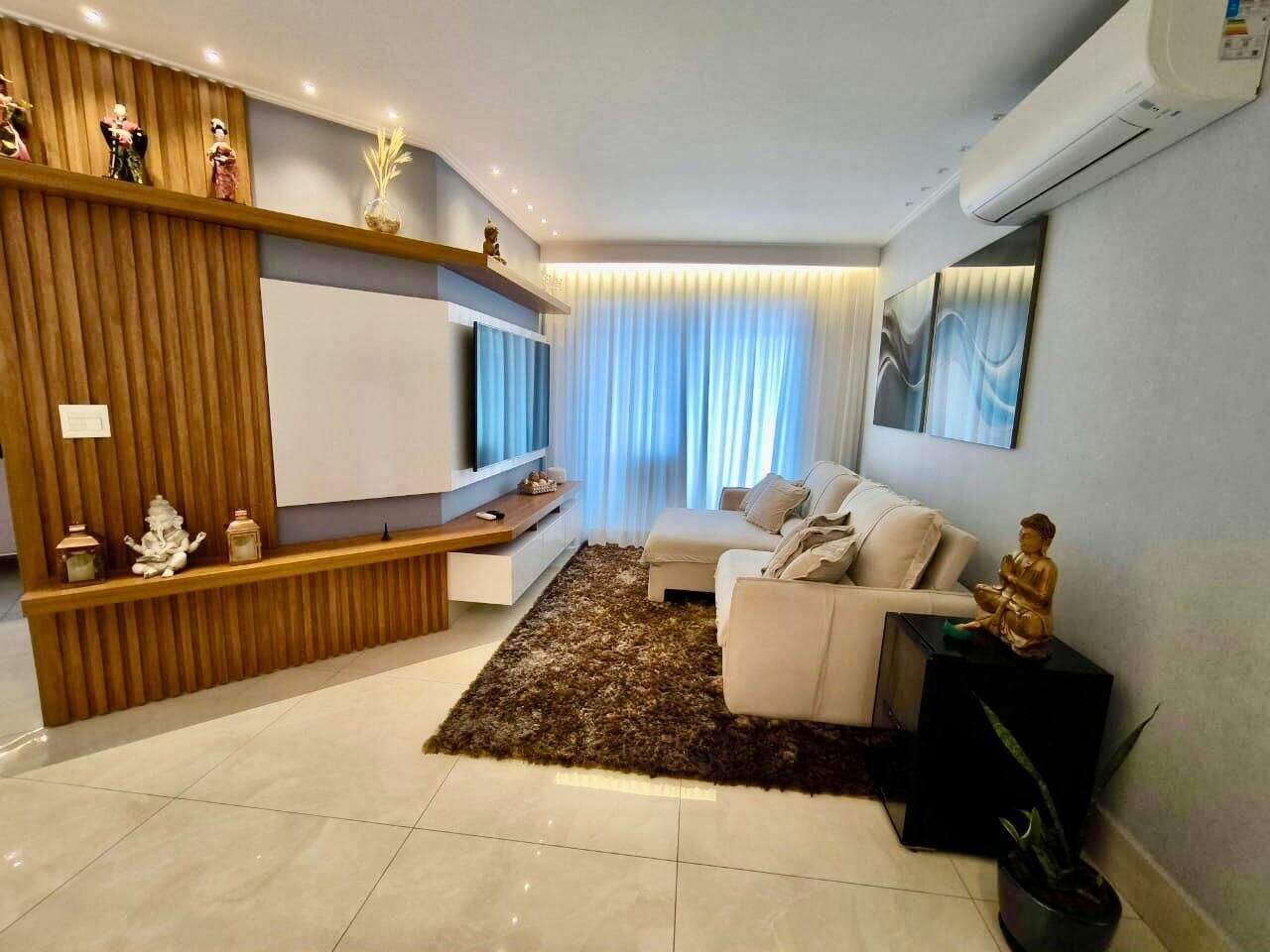 Apartamento à venda no Canto do Forte: 