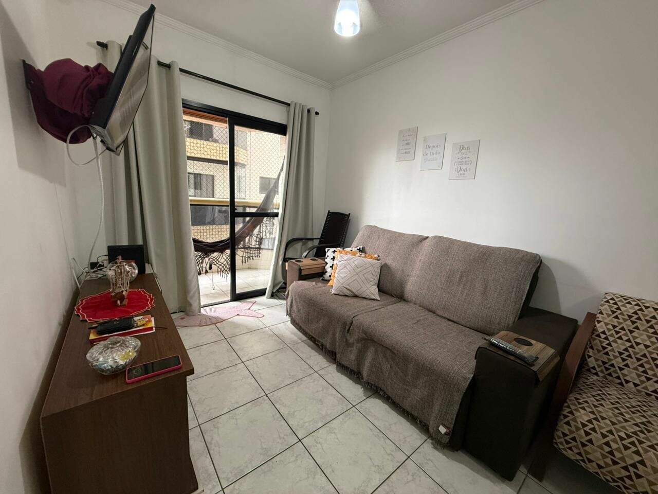 Apartamento à venda no Tupi: 