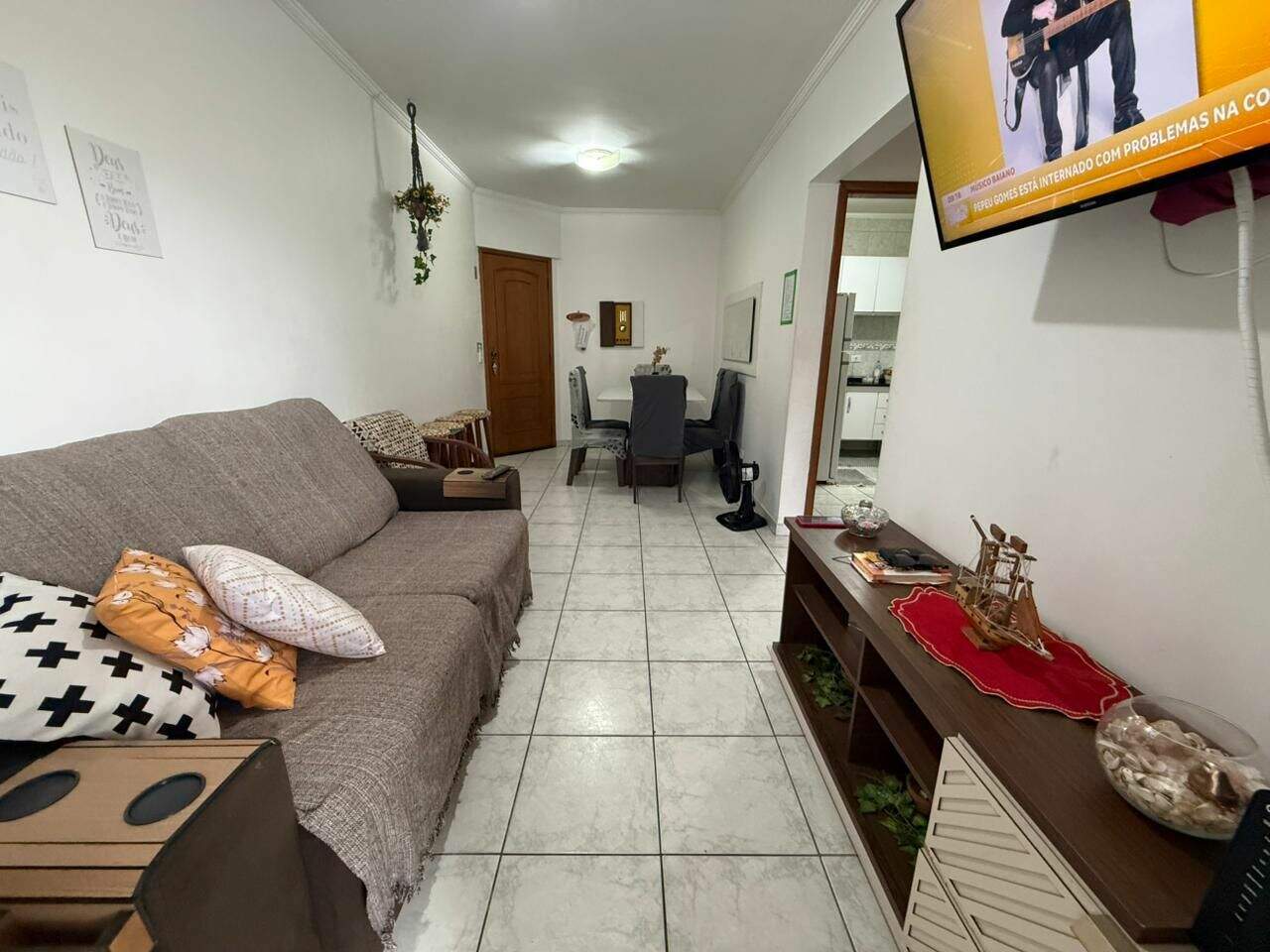 Apartamento à venda no Tupi: 