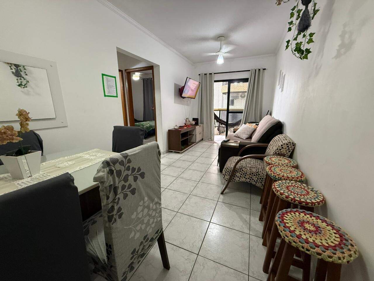 Apartamento à venda no Tupi: 