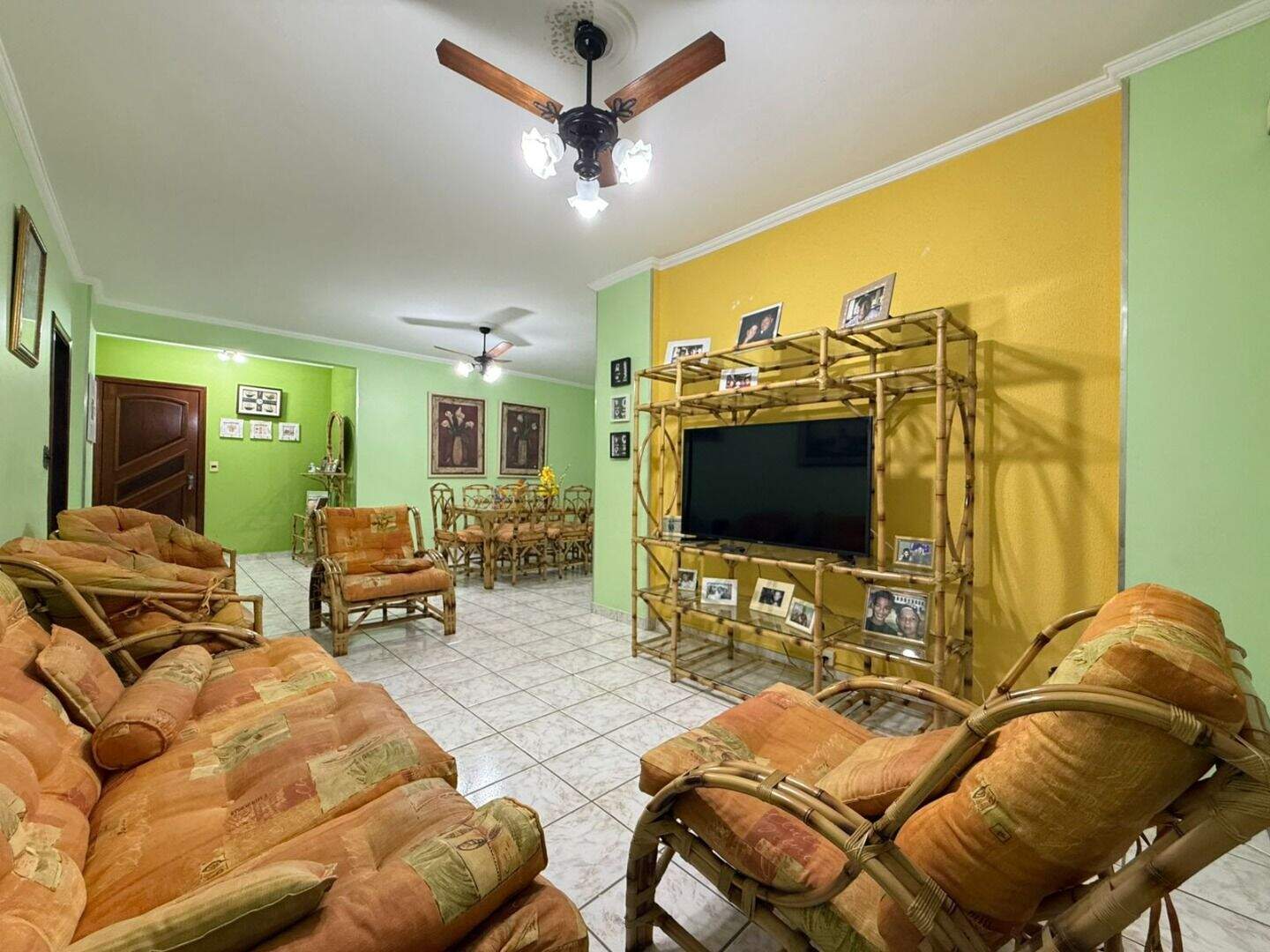 Apartamento à venda no Canto do Forte: 