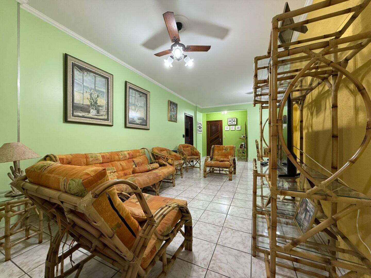 Apartamento à venda no Canto do Forte: 