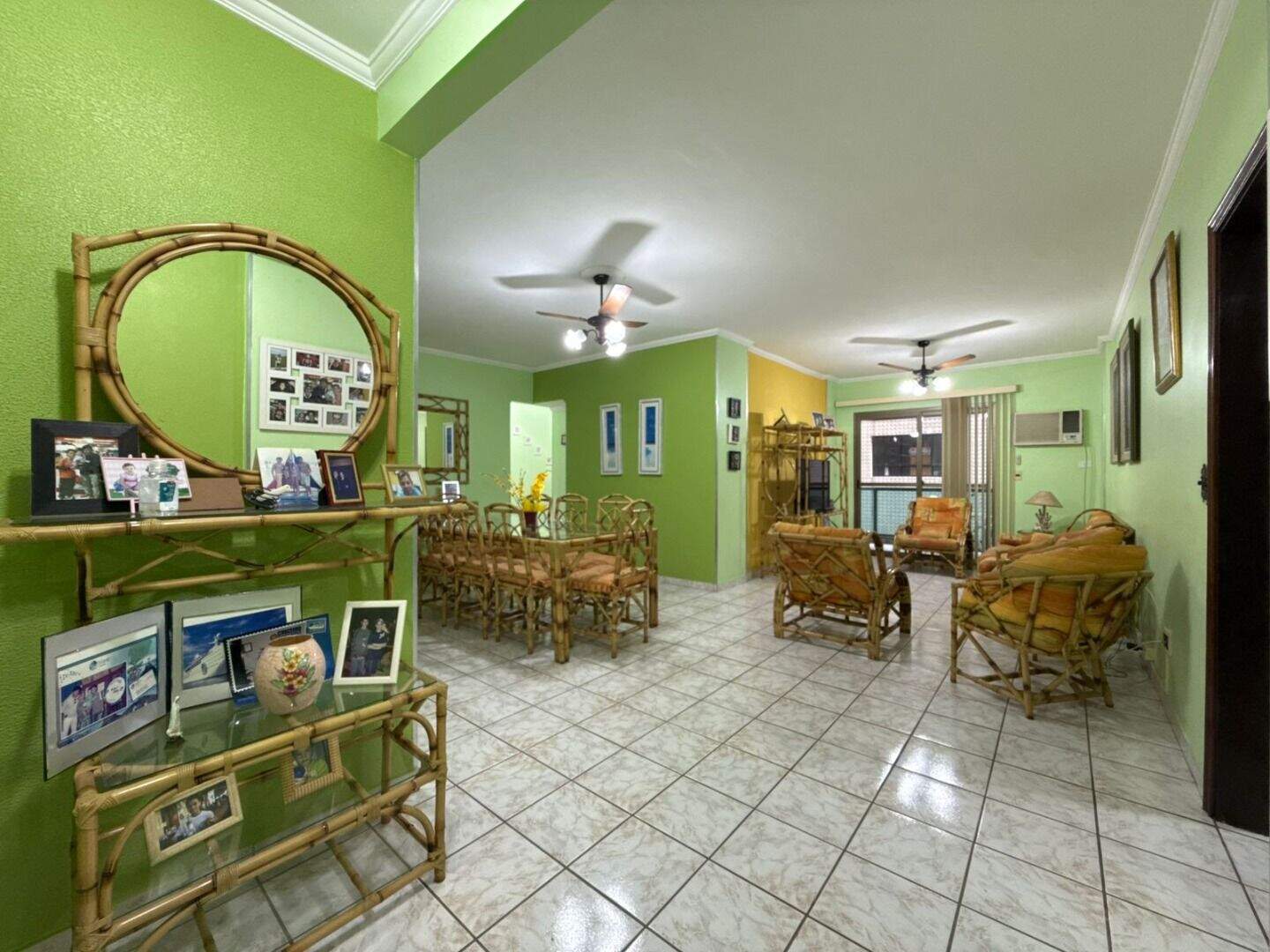 Apartamento à venda no Canto do Forte: 