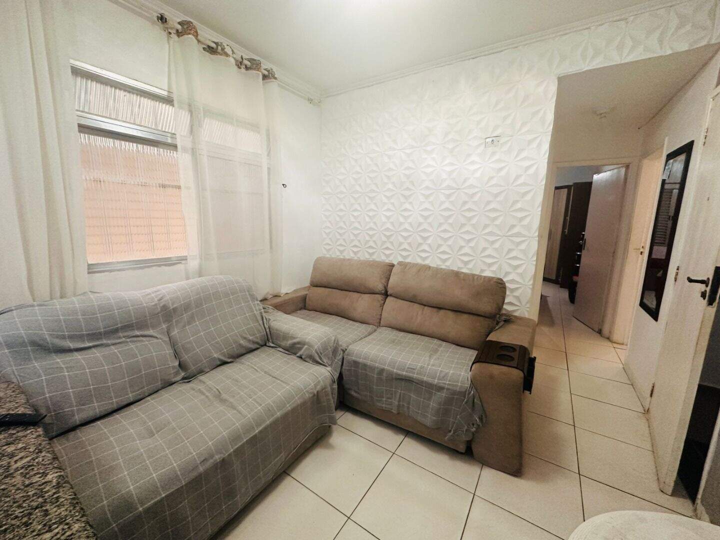 Apartamento à venda no Tupi: 
