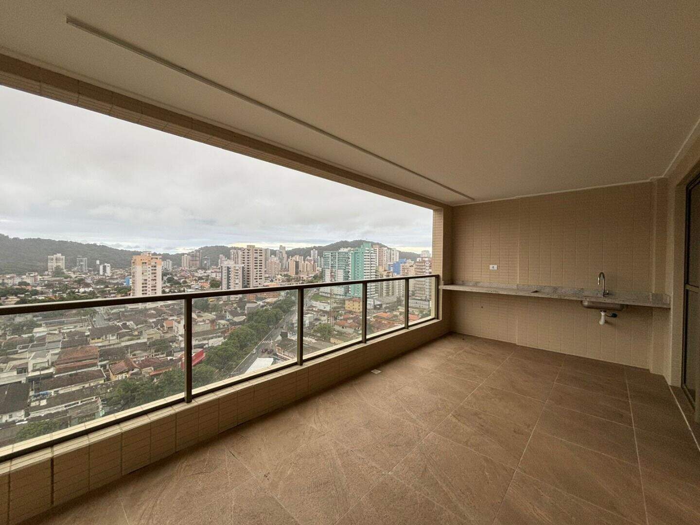 Apartamento à venda no Canto do Forte: 