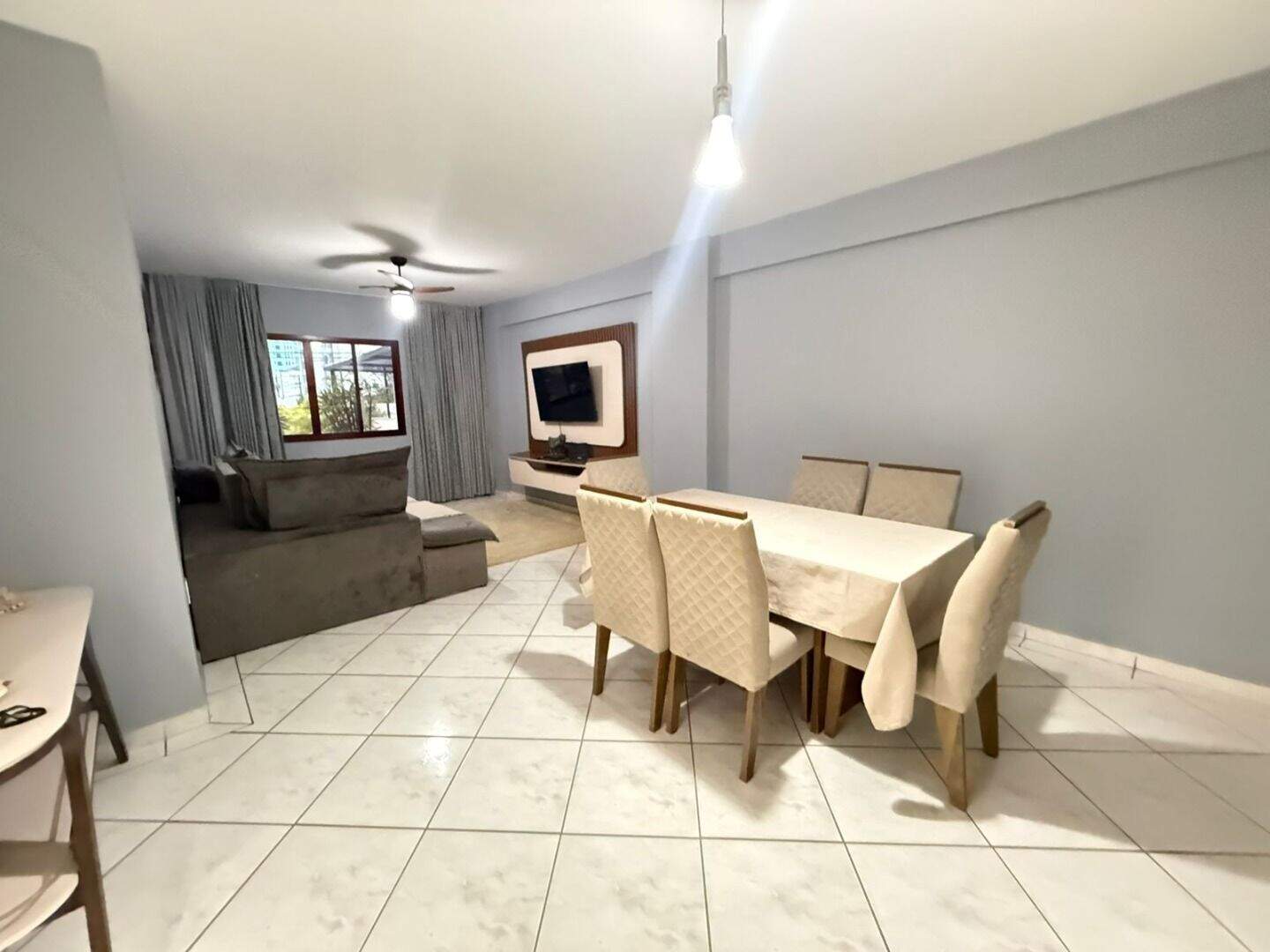 Apartamento à venda no Tupi: 