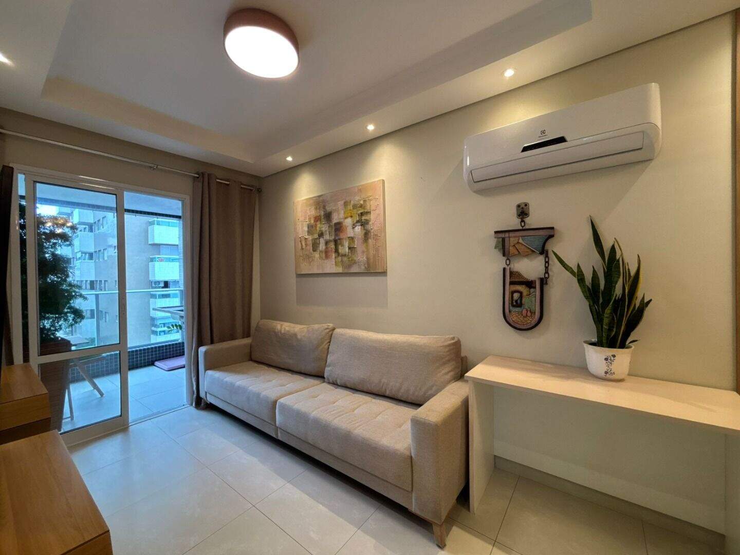 Apartamento à venda no Canto do Forte: 