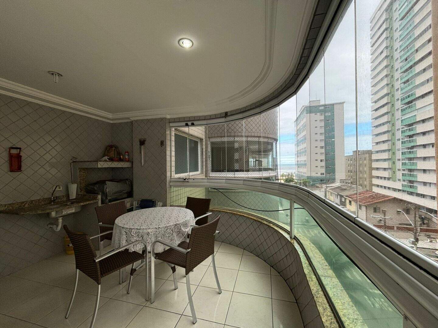 Apartamento à venda no Tupi: 