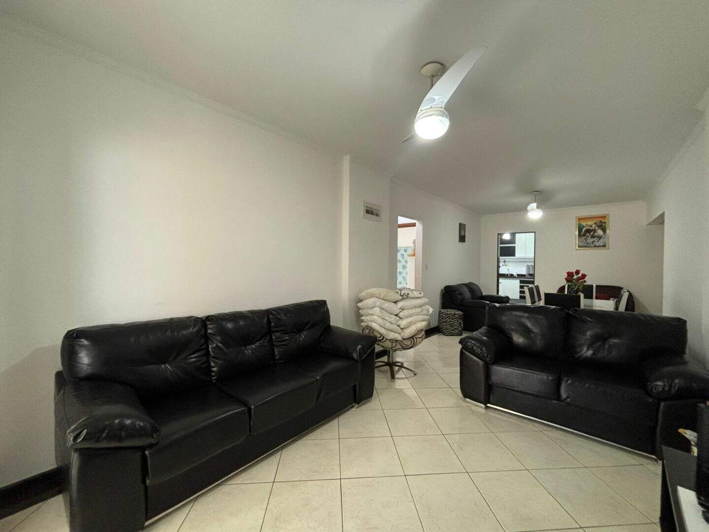 Apartamento à venda no Tupi: 
