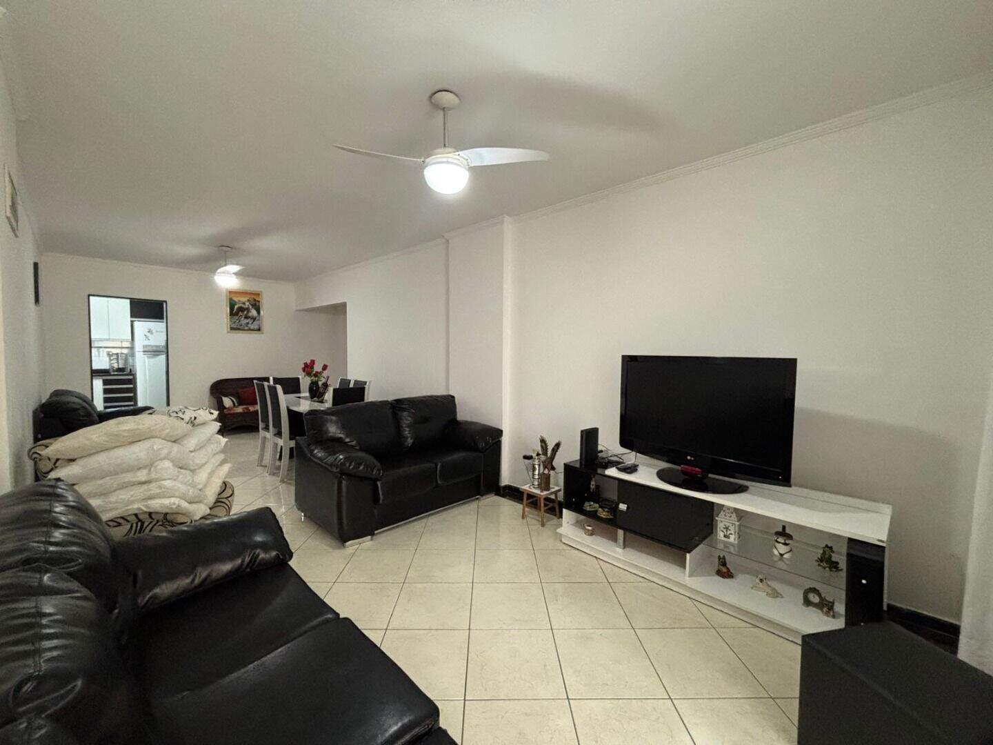 Apartamento à venda no Tupi: 