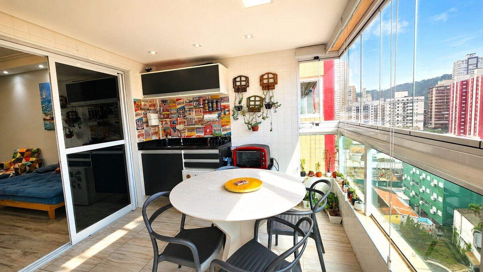 Apartamento à venda no Canto do Forte: 