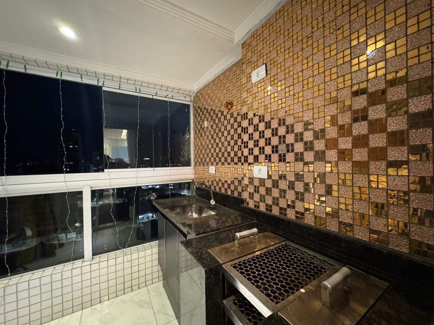Apartamento à venda no Ocian: 