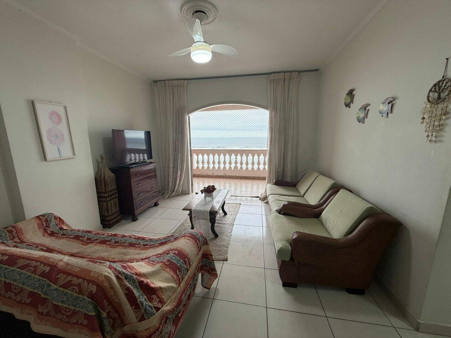 Apartamento à venda no Tupi: 