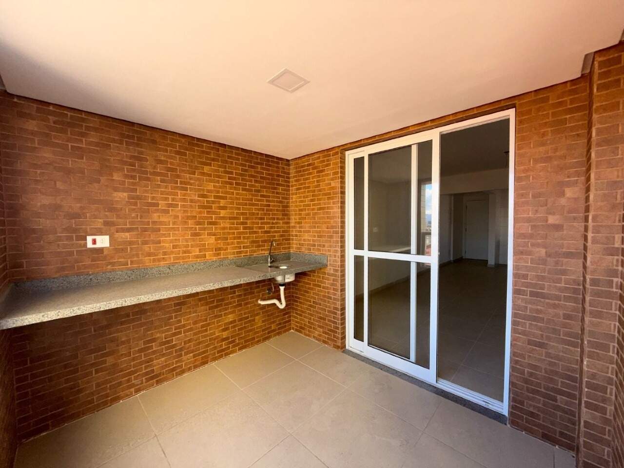 Apartamento à venda no Vila Guilhermina: 