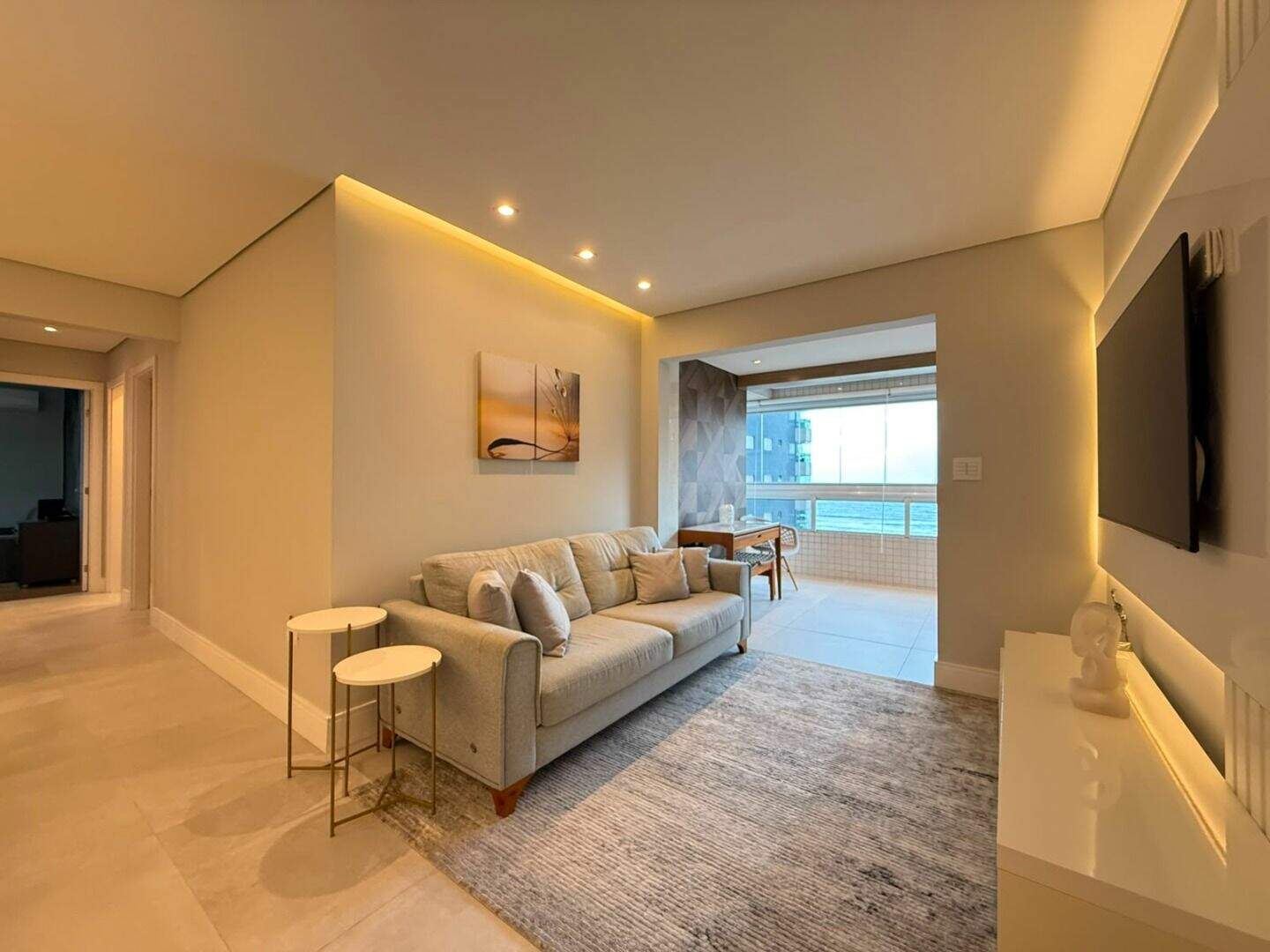 Apartamento à venda no Canto do Forte: 