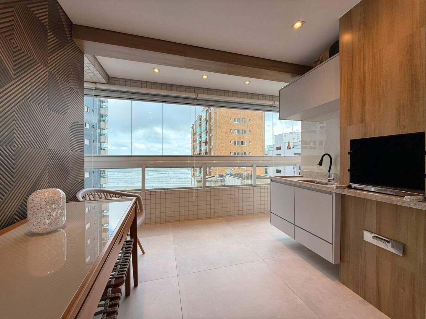 Apartamento à venda no Canto do Forte: 