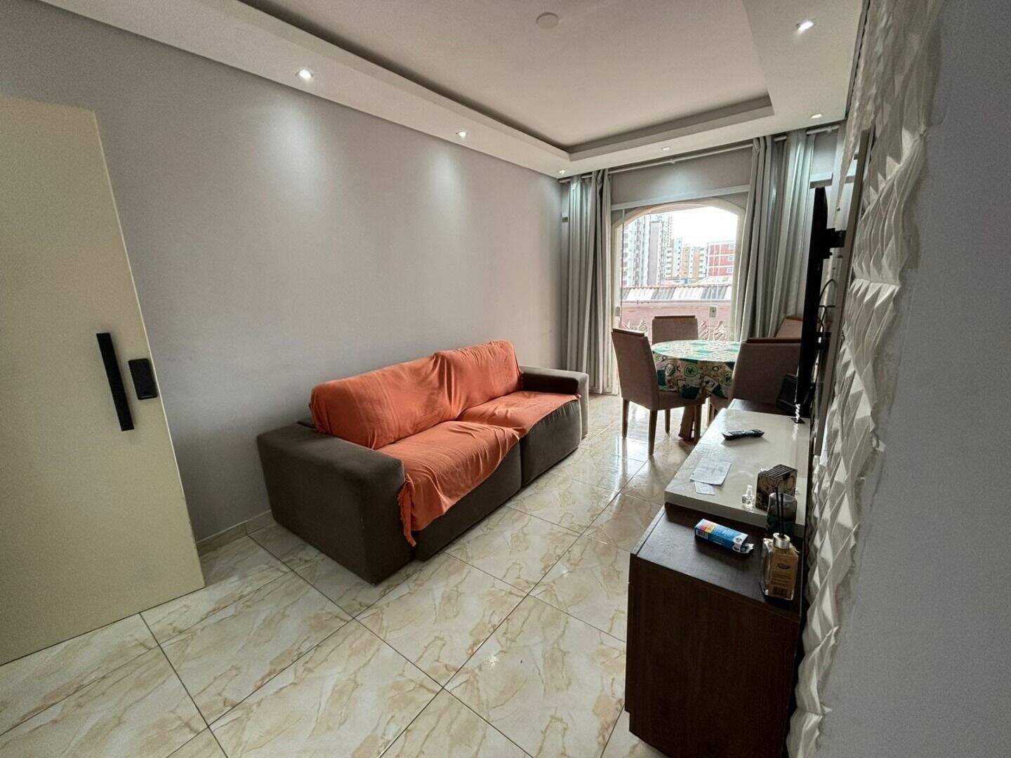 Apartamento à venda no Tupi: 