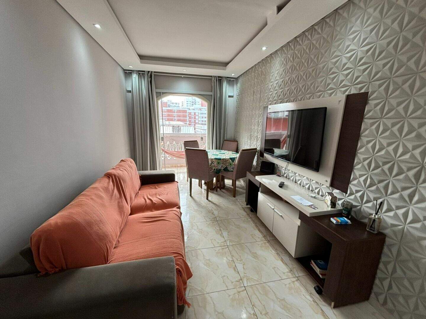 Apartamento à venda no Tupi: 