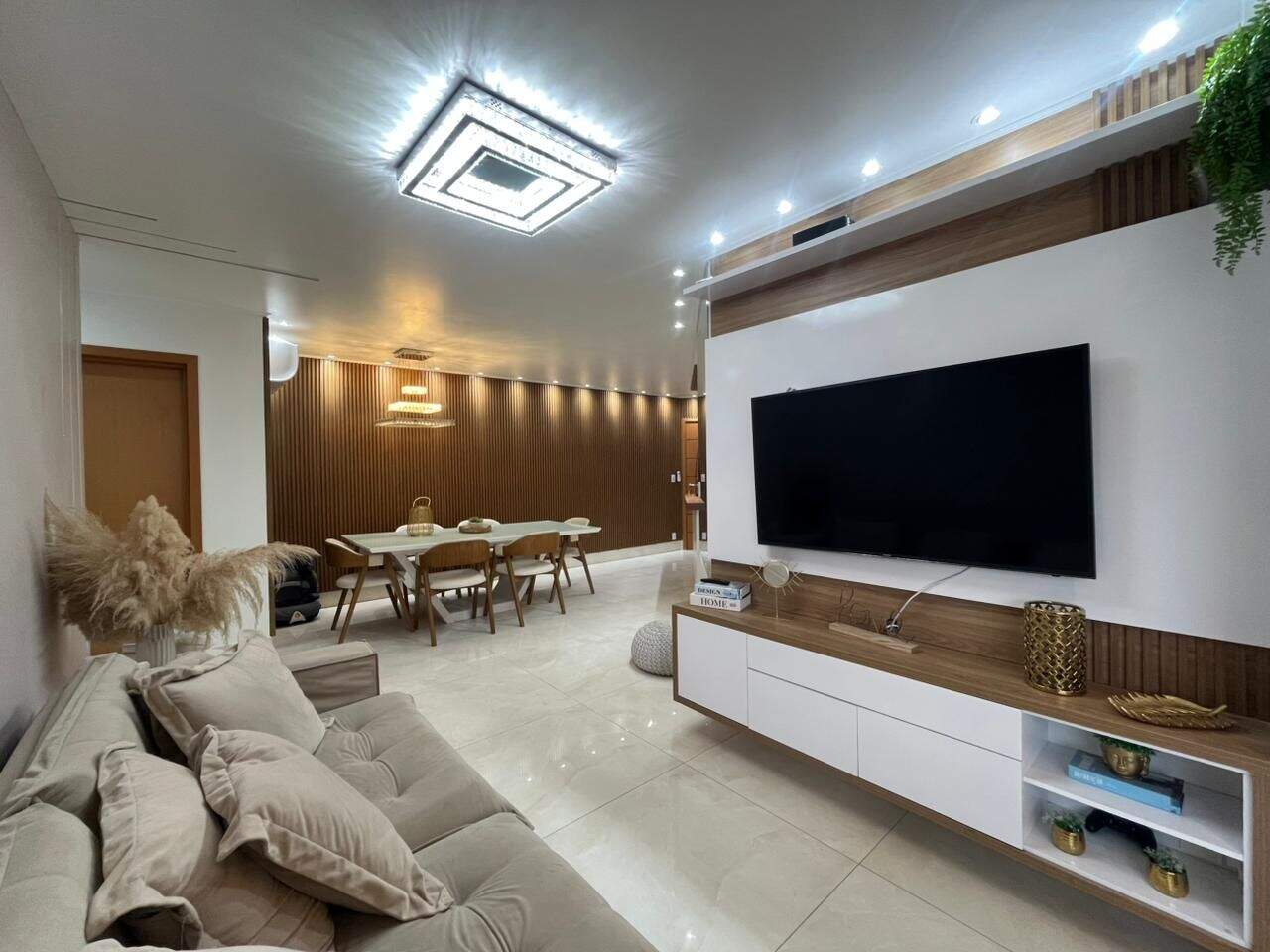 Apartamento à venda no Canto do Forte: 