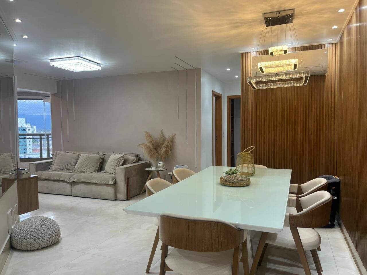 Apartamento à venda no Canto do Forte: 