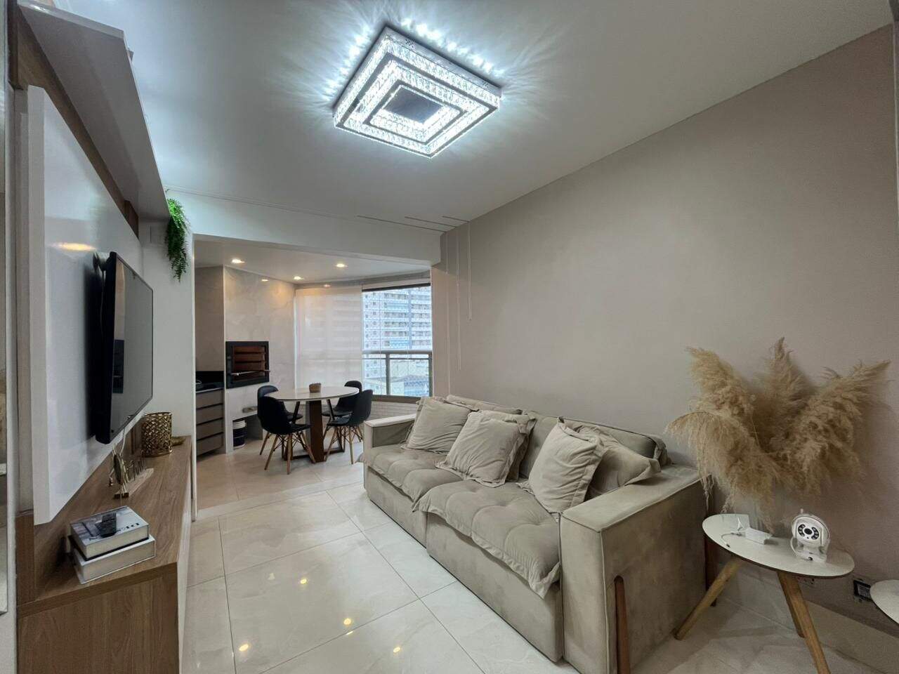 Apartamento à venda no Canto do Forte: 