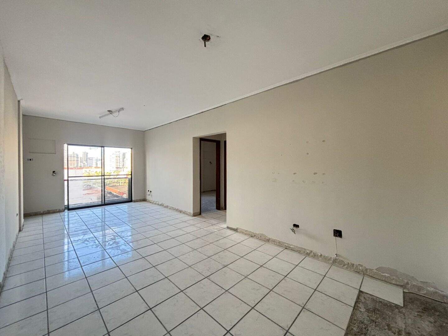 Apartamento à venda no Canto do Forte: 