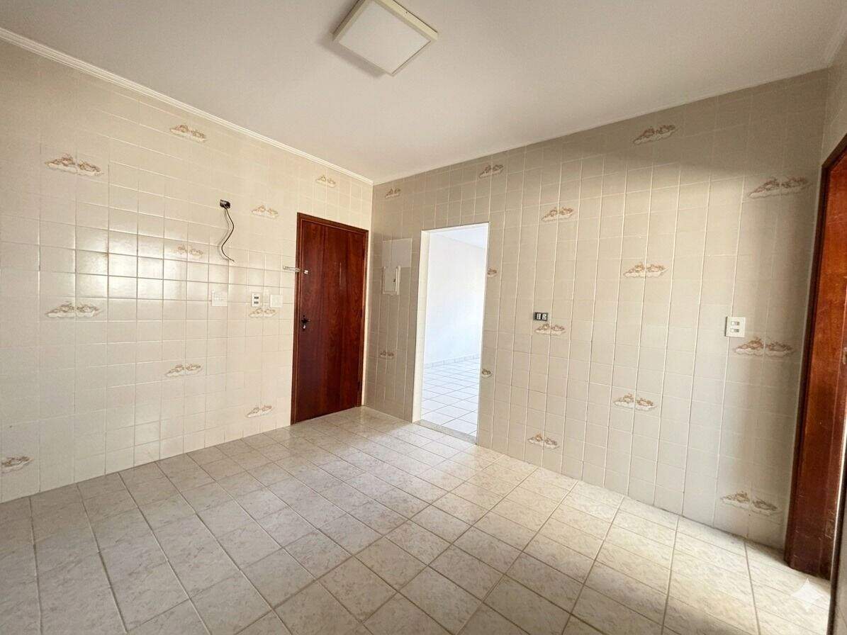 Apartamento à venda no Canto do Forte: 