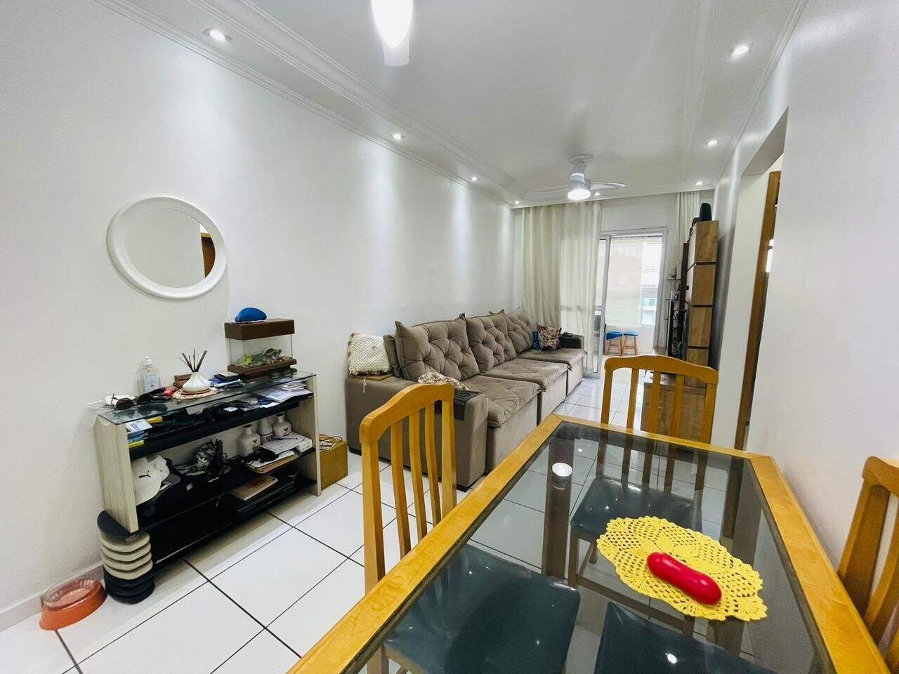 Apartamento à venda no Canto do Forte: 