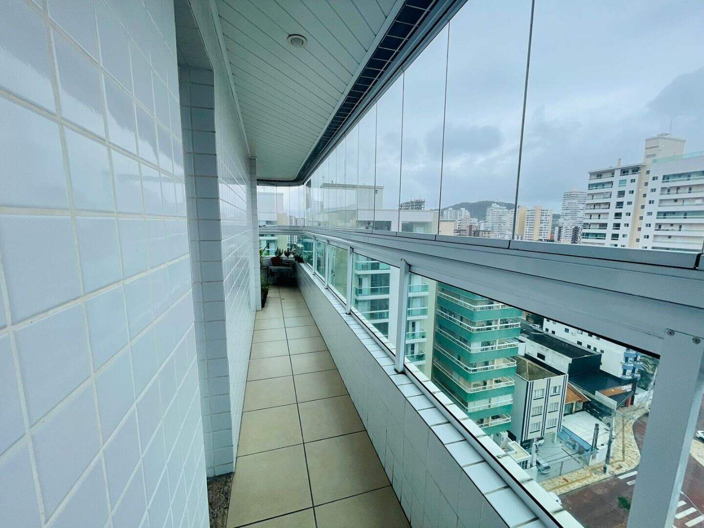 Apartamento à venda no Canto do Forte: 