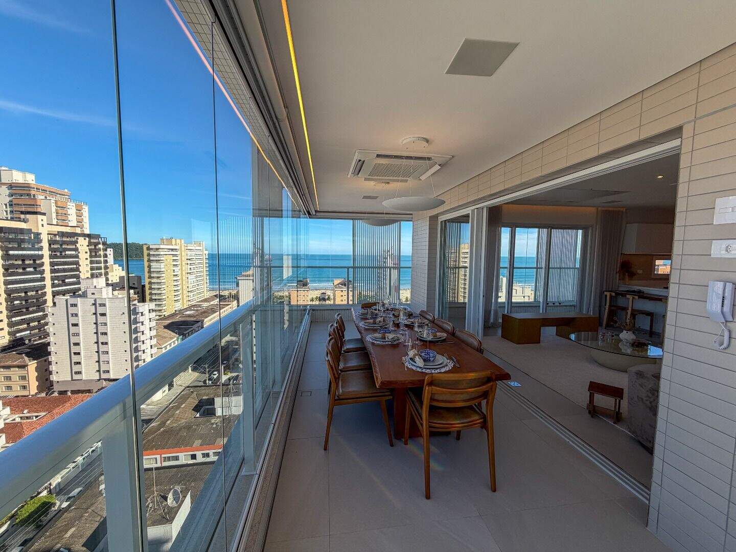 Apartamento à venda no Canto do Forte: 