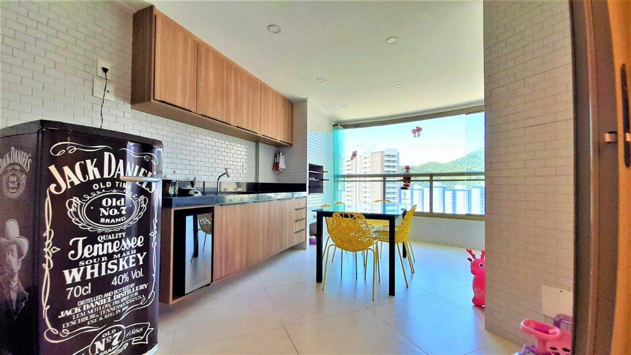 Apartamento à venda no Canto do Forte: 