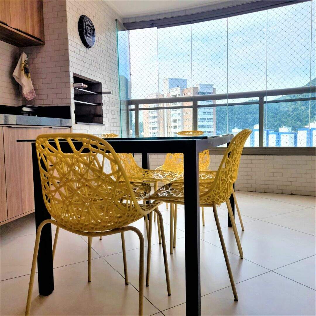 Apartamento à venda no Canto do Forte: 