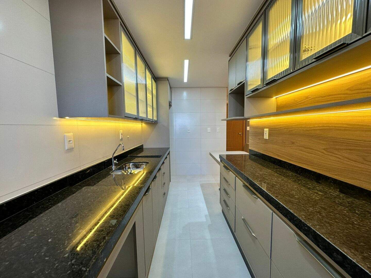 Apartamento à venda no Guilhermina: 