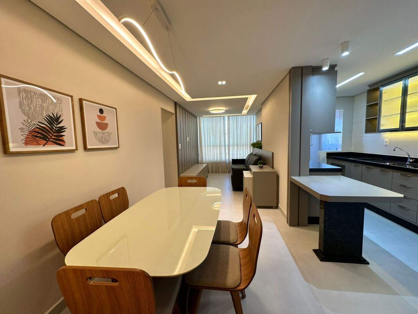 Apartamento à venda no Guilhermina: 