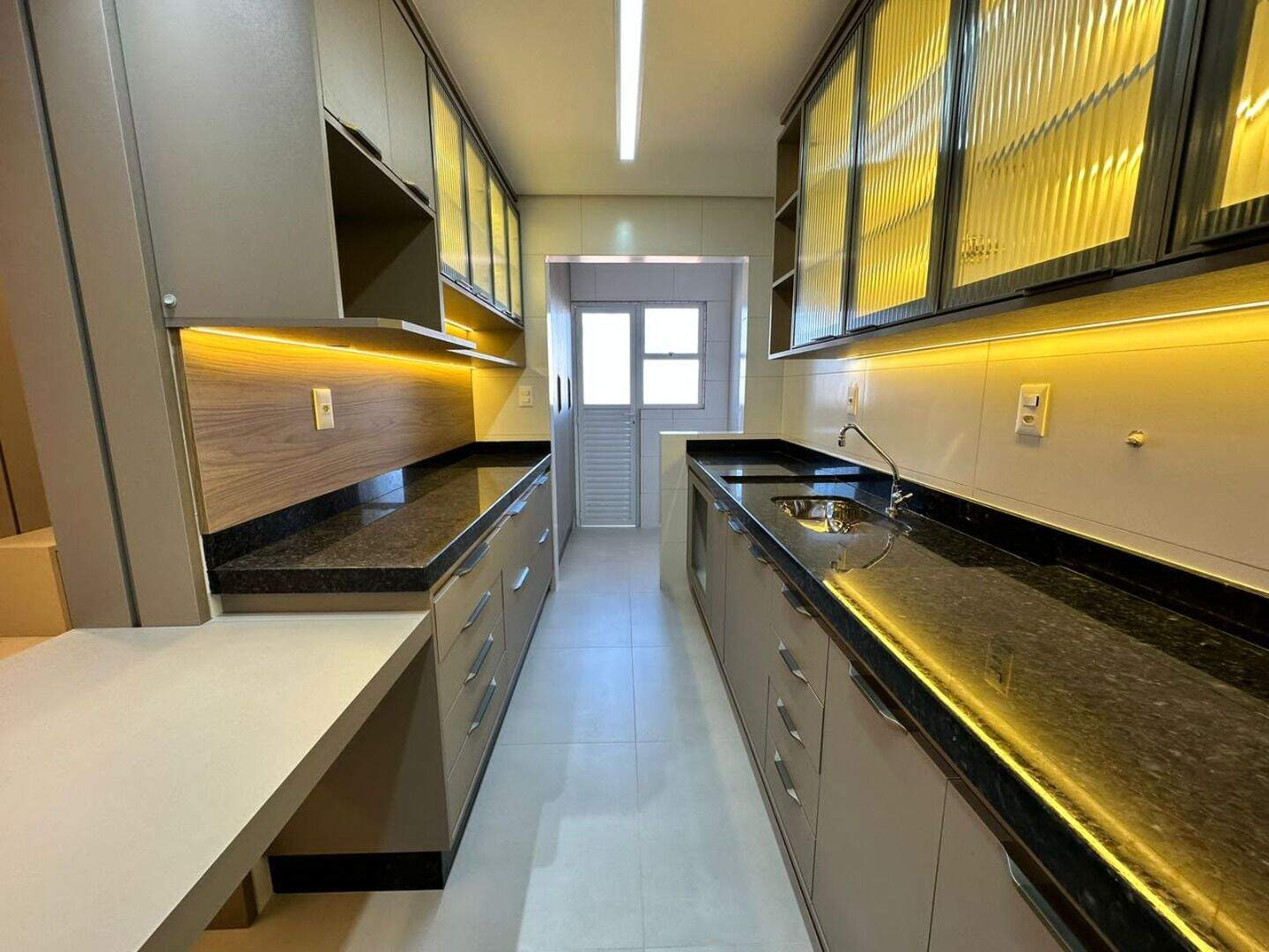 Apartamento à venda no Guilhermina: 
