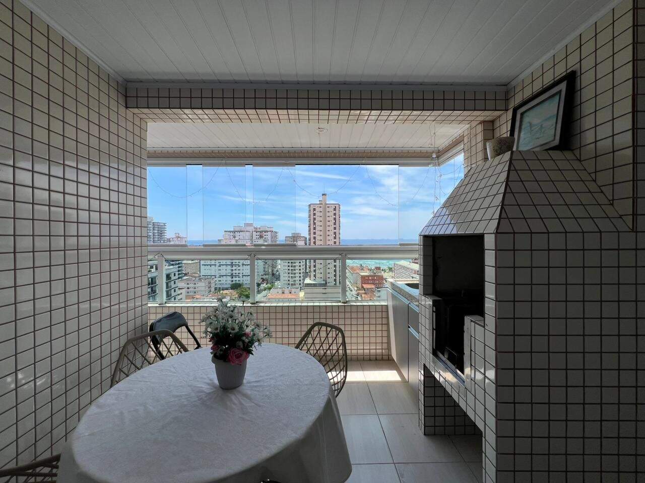 Apartamento à venda no Ocian: 
