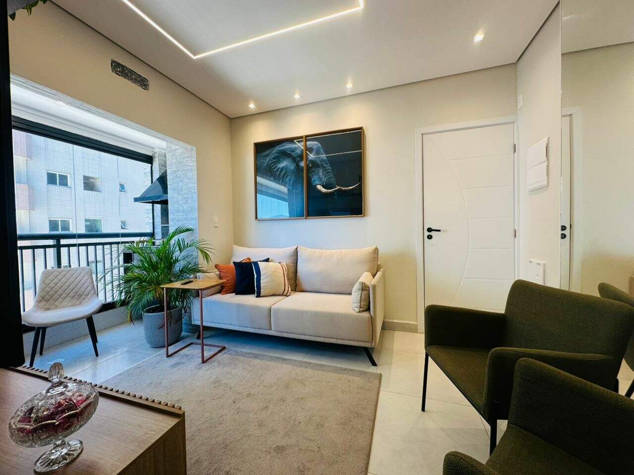 Apartamento à venda no Tupi: 