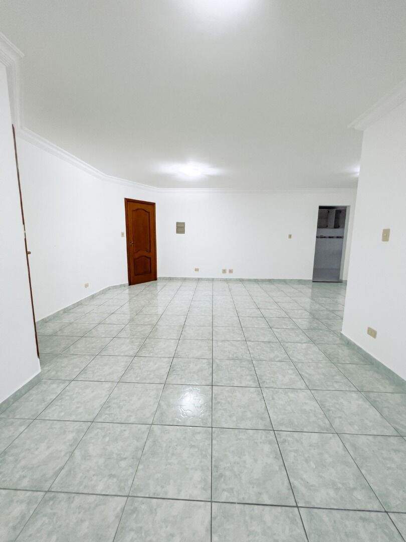 Apartamento à venda no Canto do Forte: 