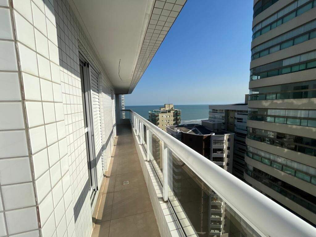 Apartamento à venda no Canto do Forte: 