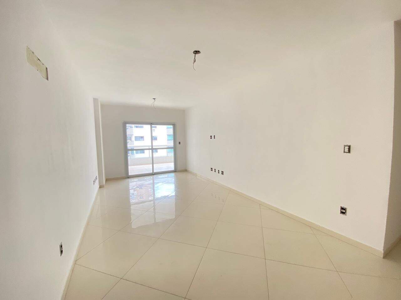 Apartamento à venda no Canto do Forte: 