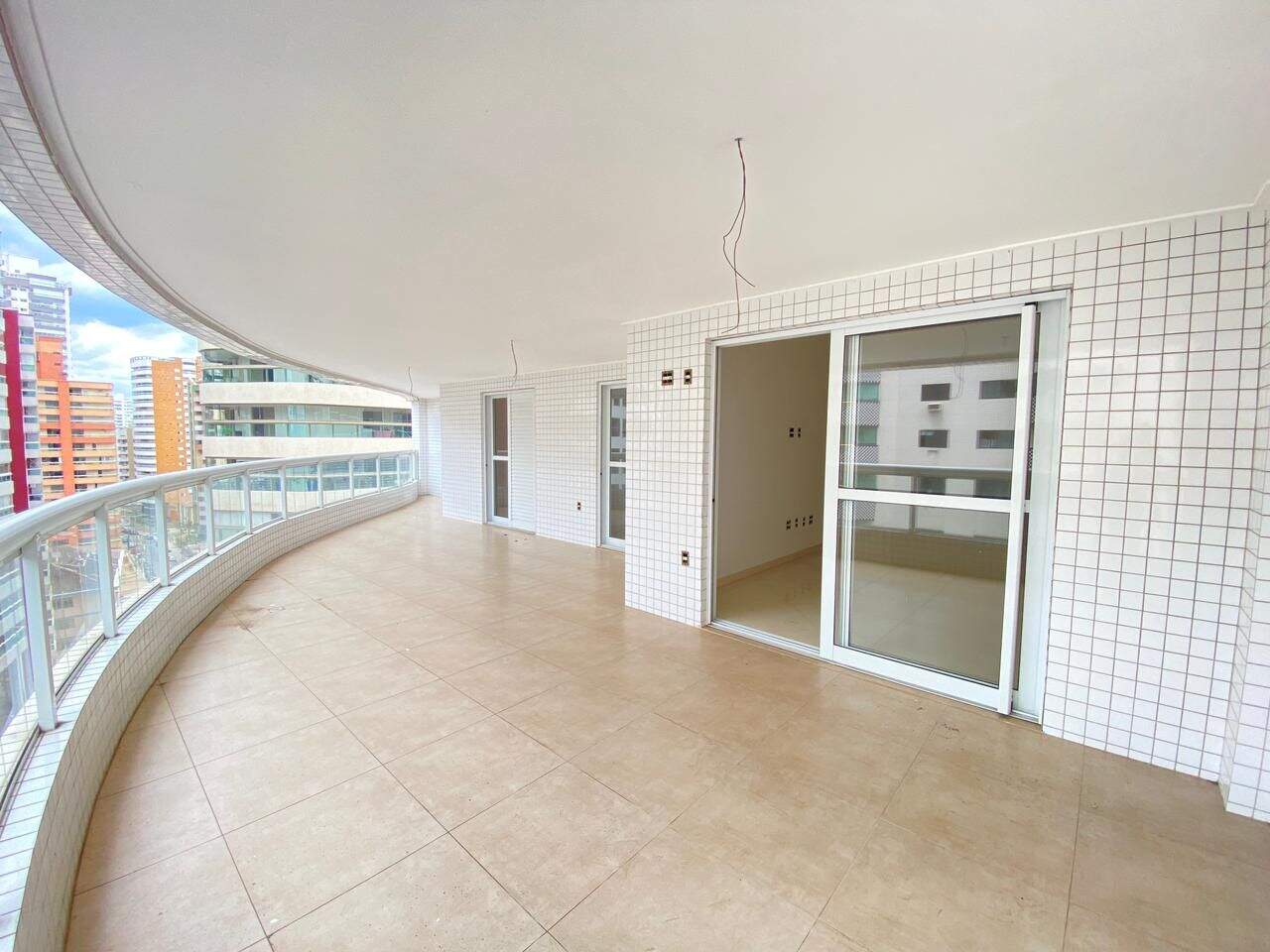 Apartamento à venda no Canto do Forte: 