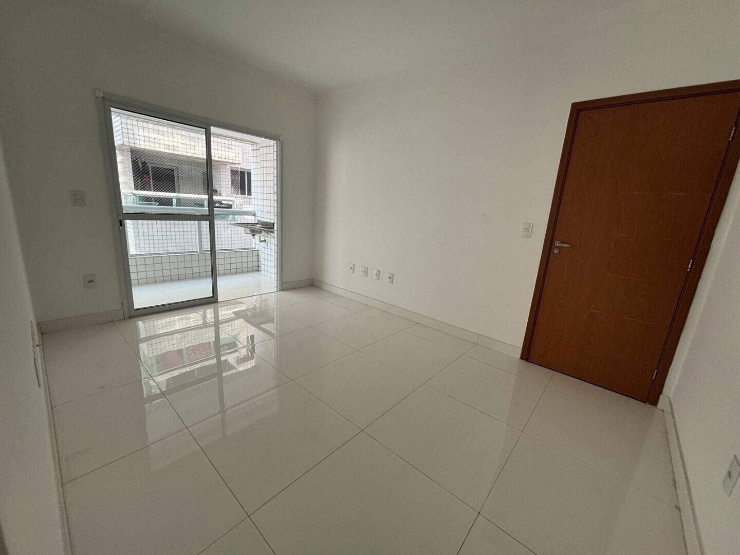 Apartamento à venda no Canto do Forte: 
