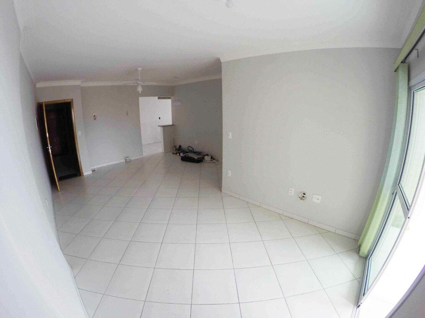 Apartamento à venda no Ocian: 