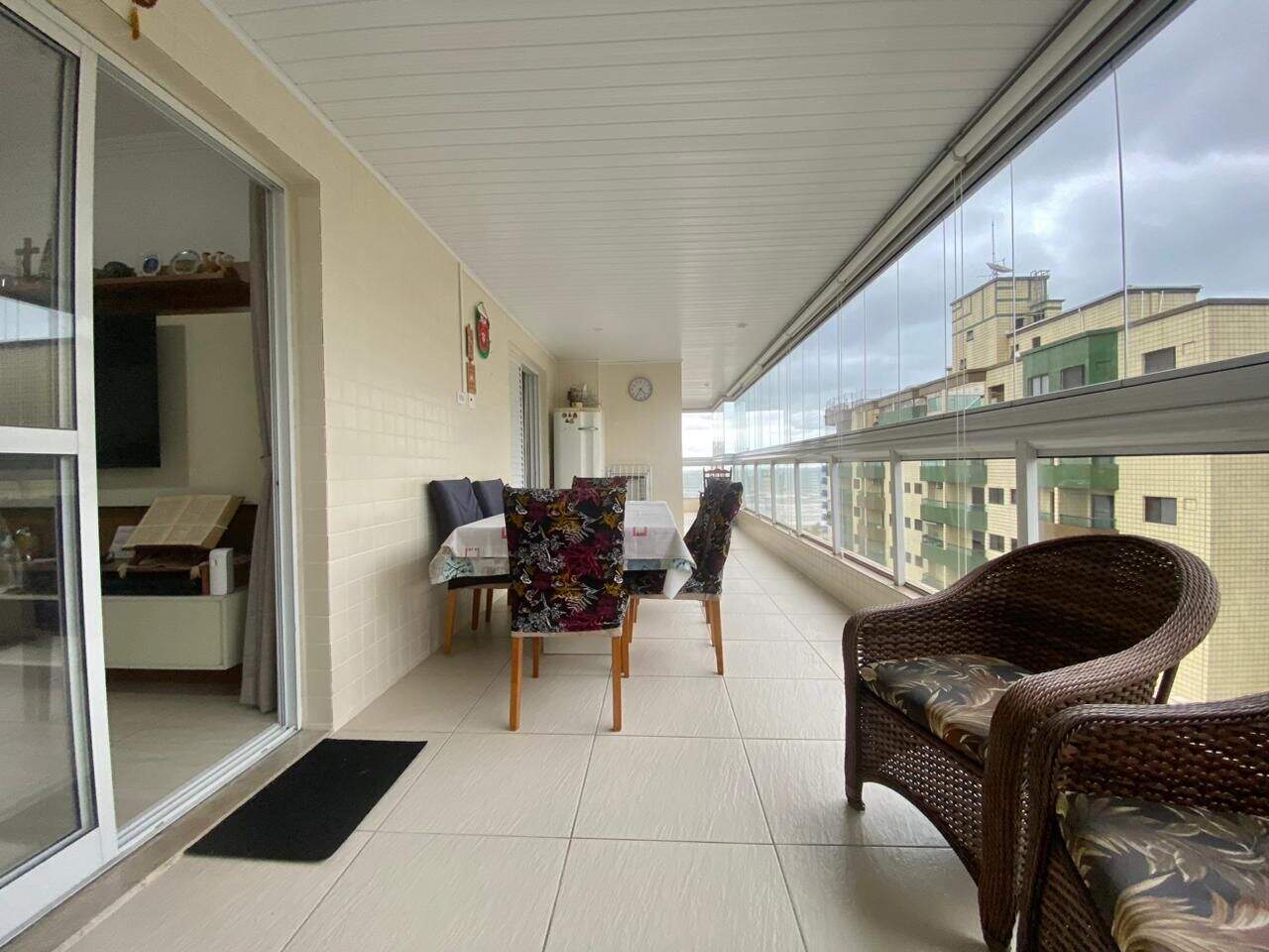 Apartamento à venda no Tupi: 