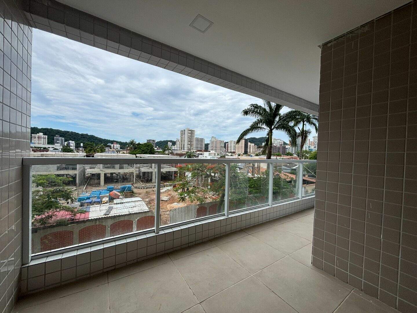 Apartamento à venda no Canto do Forte: 