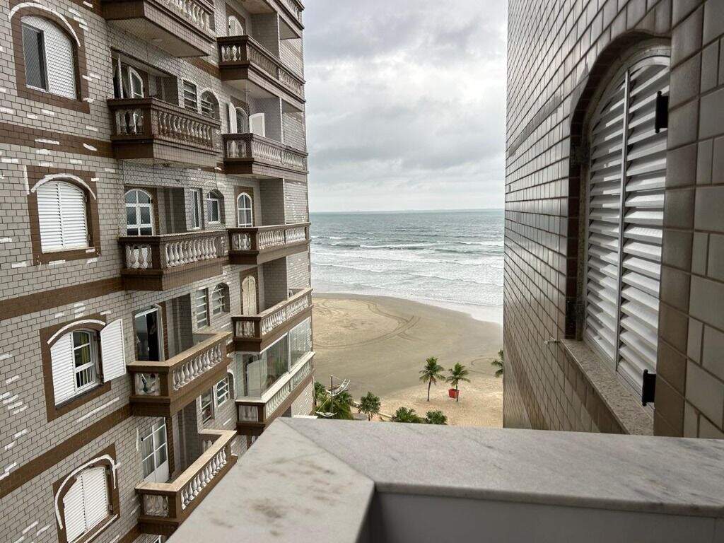 Apartamento à venda no Ocian: 