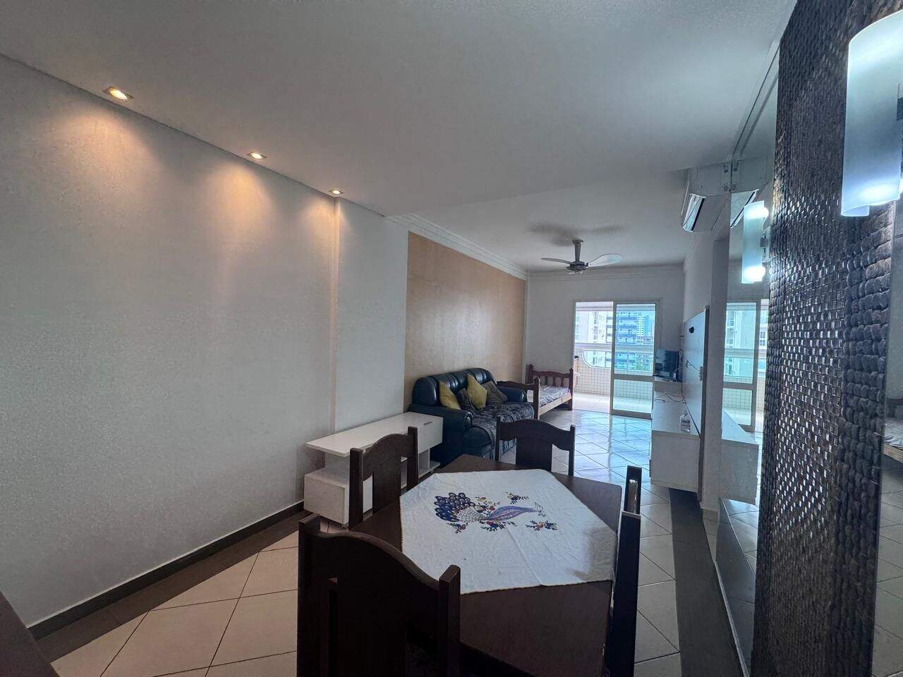 Apartamento à venda no Canto do Forte: 